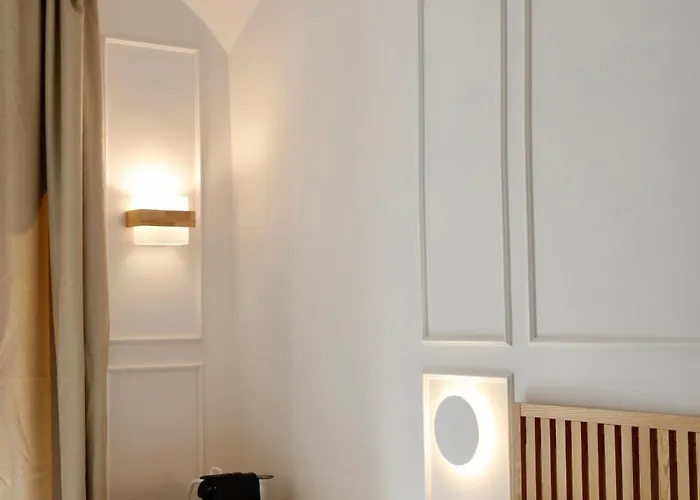 Domus Maxima - & 4* Roma